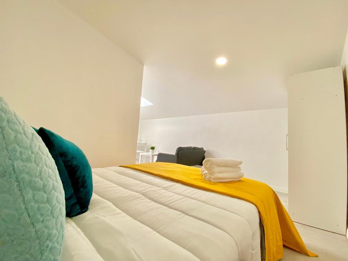 Brighthouse - Modern Apartments Nazaré Eksteriør bilde